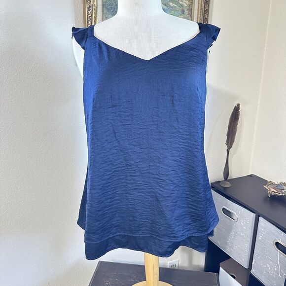 Cabi Handy Cami #5728 Navy Ruffle Strap Sleeveless V-neck Tank Top Blouse Sz M - Picture 1 of 12